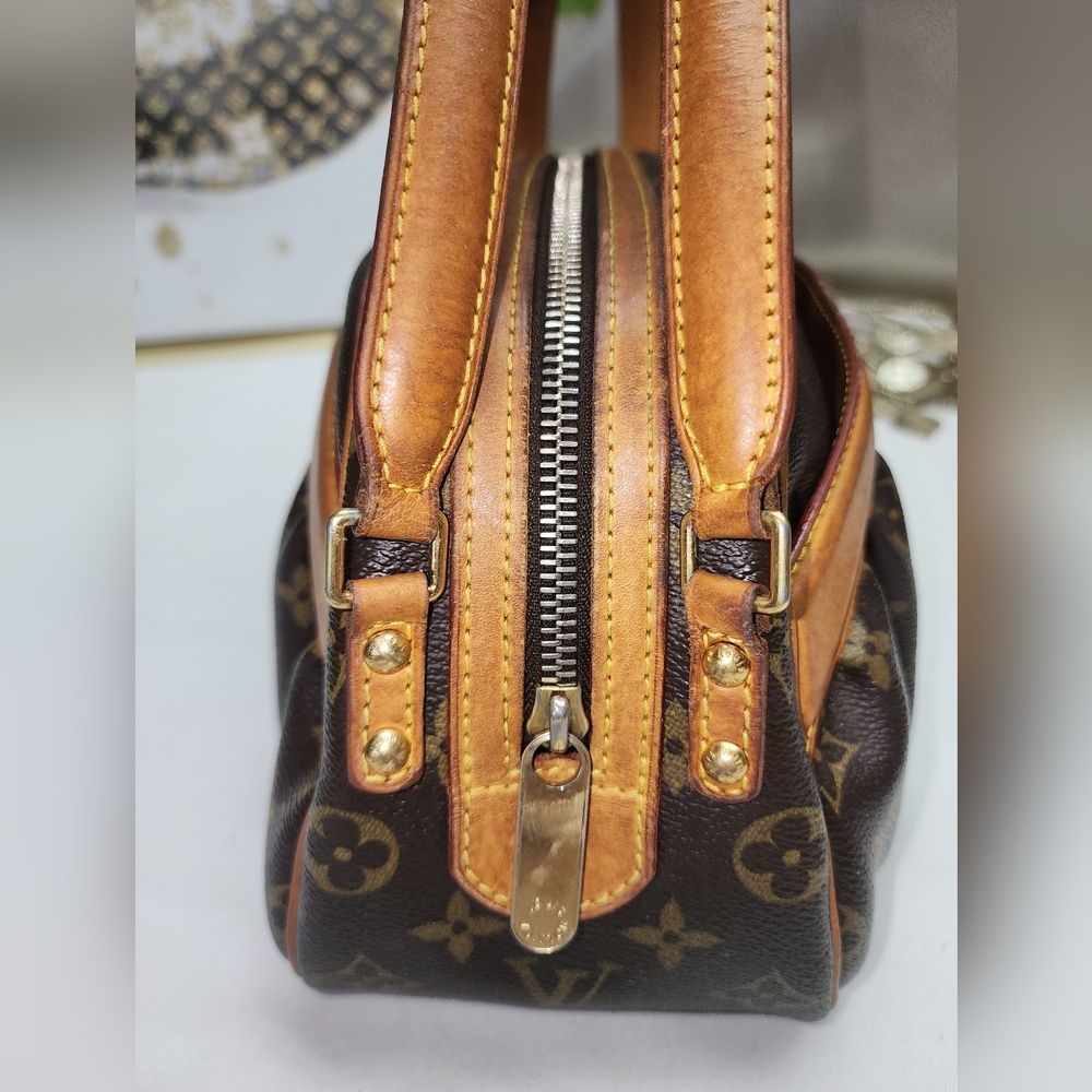 Authentic Louis Vuitton Monogram Klara Shoulder Bag With COA And Dust Bag - Picture 7 of 17